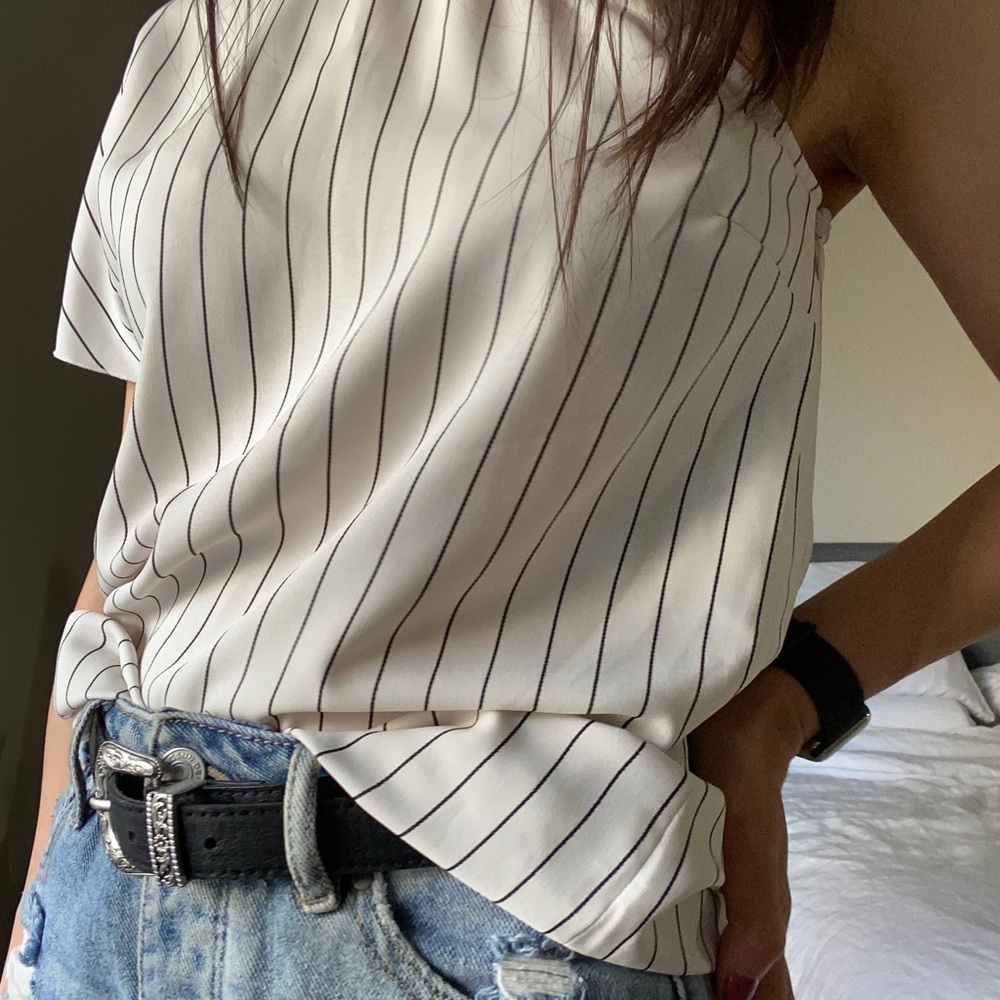 NWOT Aritzia Babaton MAYER Striped Blouse (XXS)